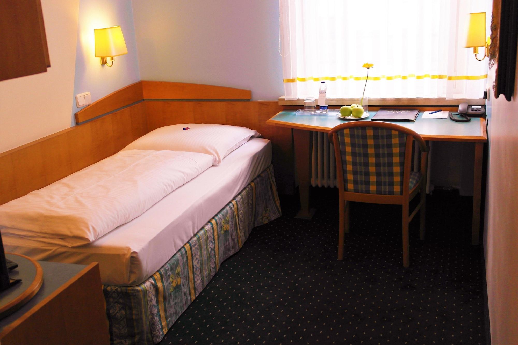 Hotel Daniel Мюнхен Экстерьер фото