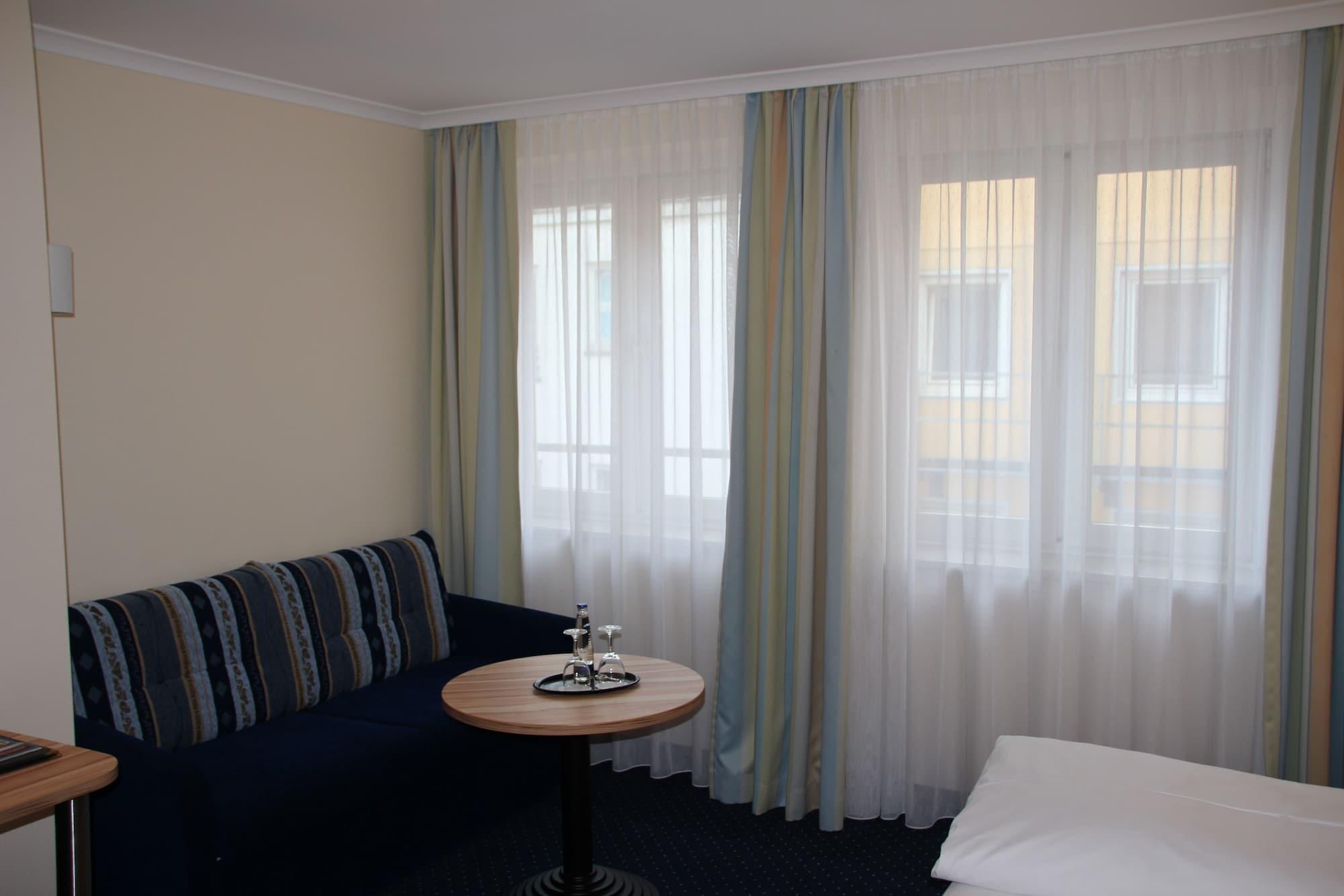 Hotel Daniel Мюнхен Экстерьер фото