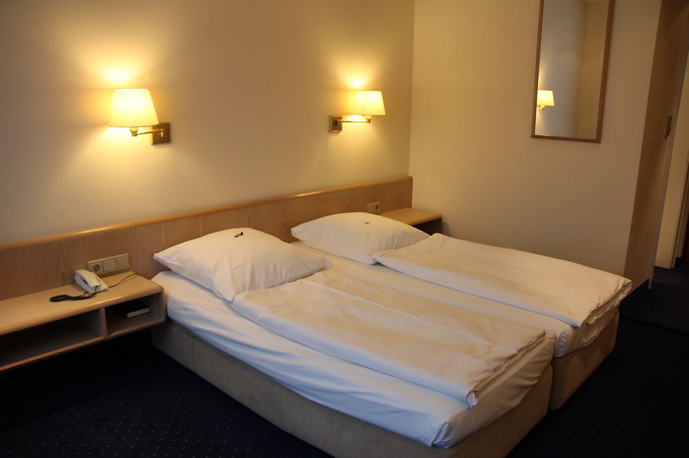 Hotel Daniel Мюнхен Экстерьер фото